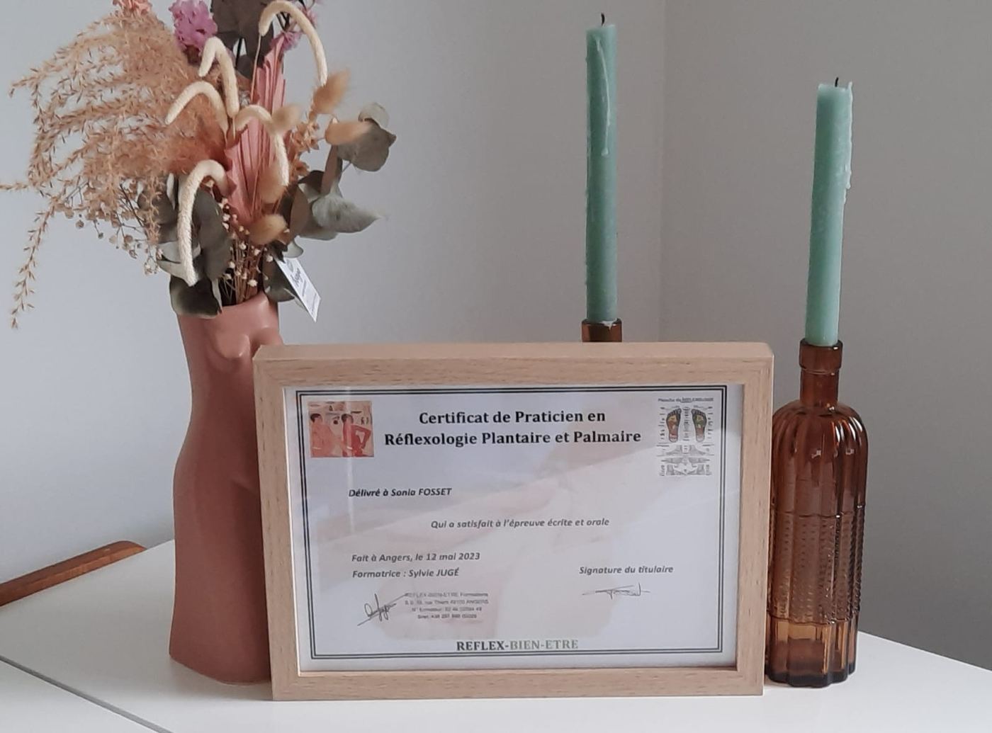 Certificat de praticien en réflexologie plantaire et palmaire délivré à Sonia Fosset par Reflex-Bien-Être, à Angers, le 12 mai 2023