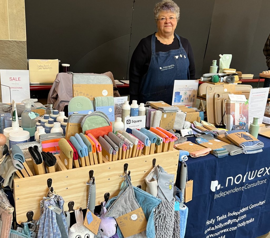Urban Wood by Neal & Norwex with Holly