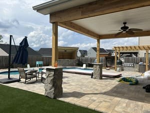 {{ custom_values.service_1 }} in {{custom_values.area_5})