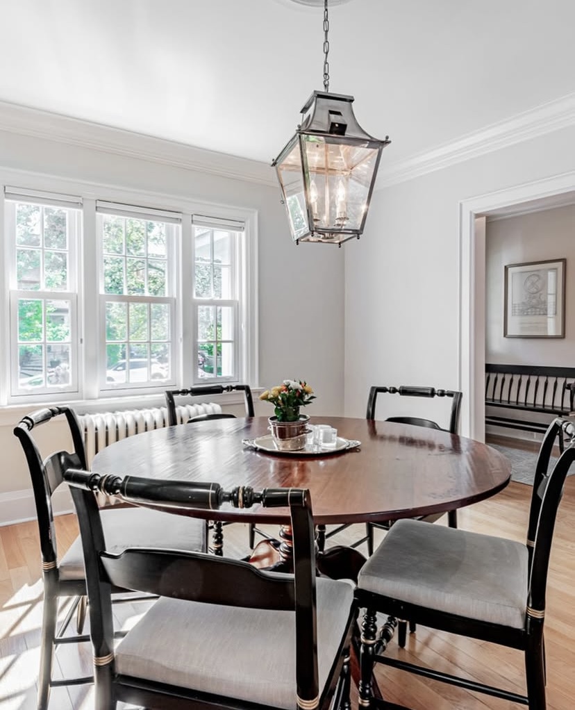 {{ custom_values.service_1 }} in {{custom_values.area_2})