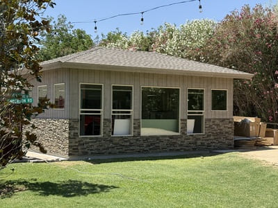 {{ custom_values.service_3 }} in {{custom_values.area_3})