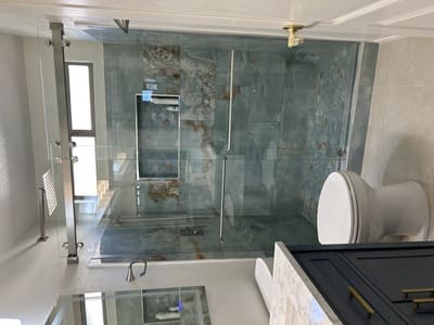 {{ custom_values.service_4 }} in {{custom_values.area_3})