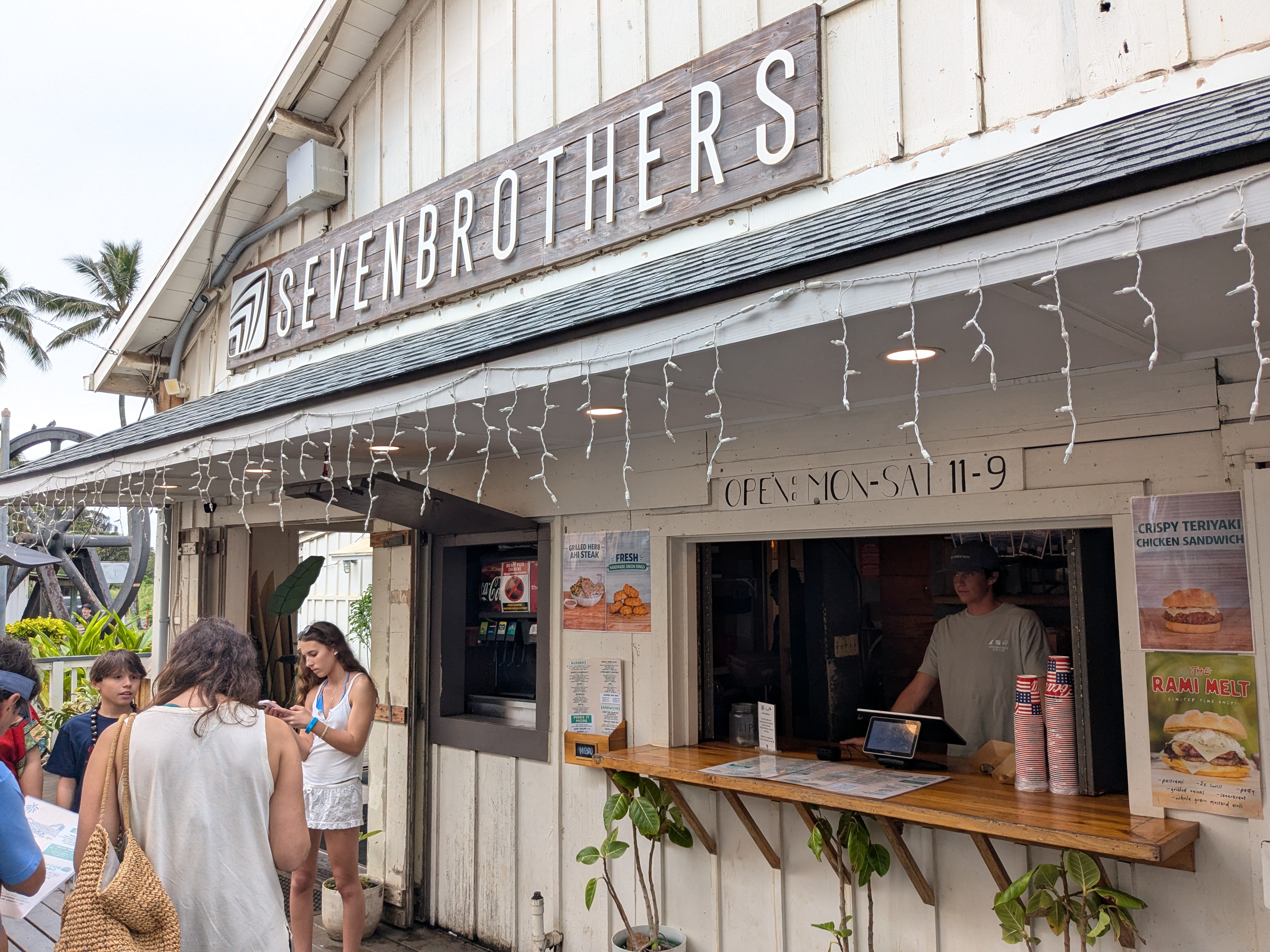 Seven Brothers Burgers - North Shore