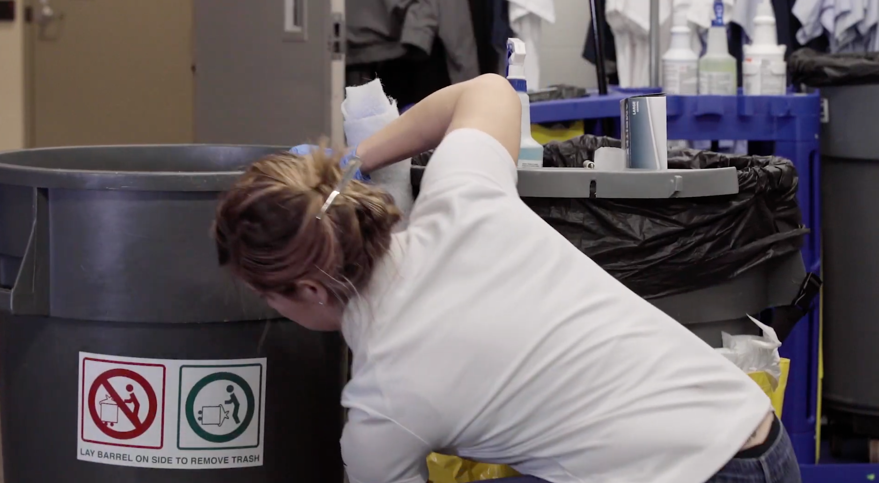 janitor cleaning deep cleaning services janitor cleaning deep cleaning services