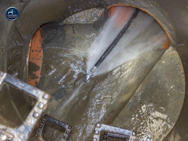 hydro jetting vs snaking