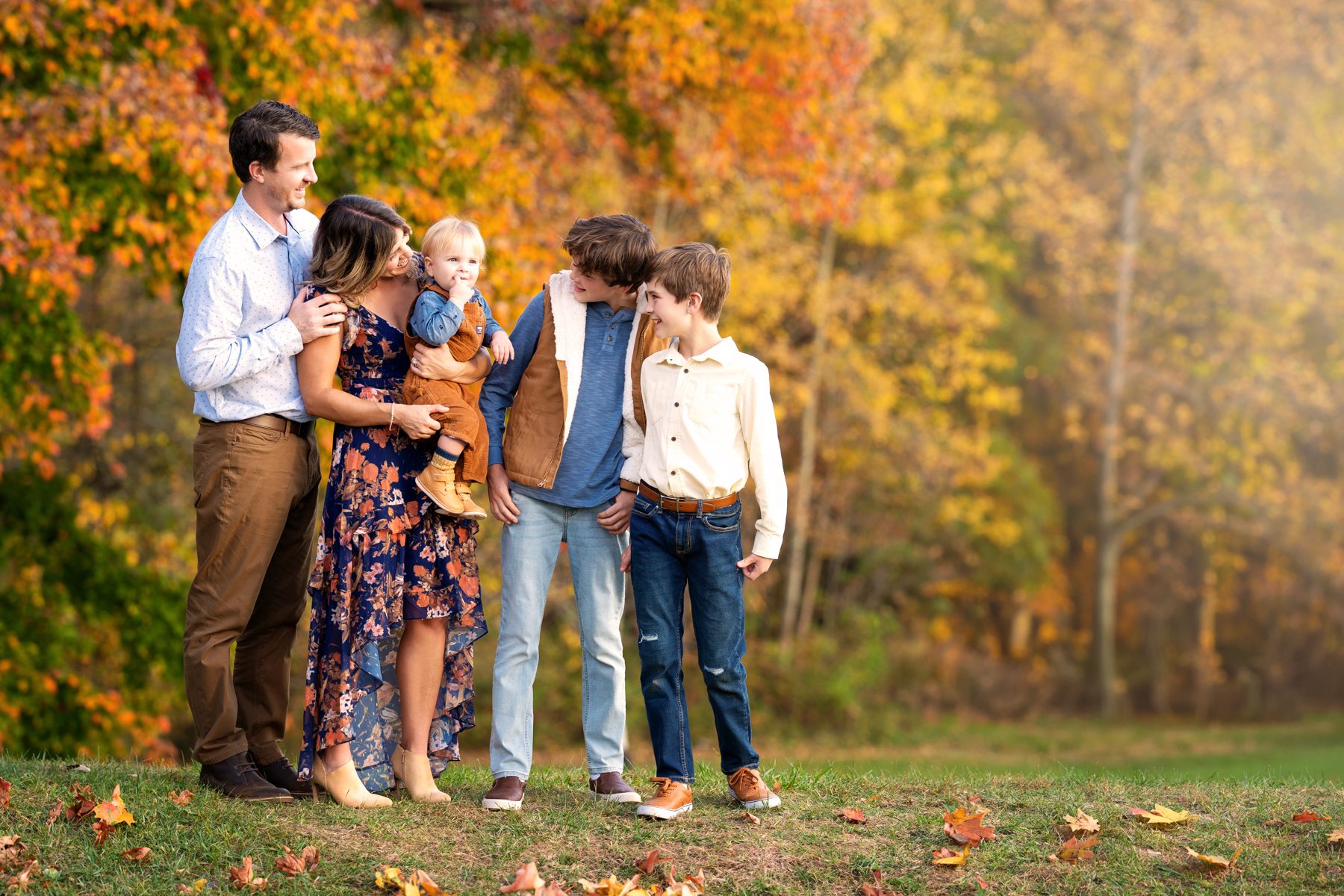 Family in fall foliage