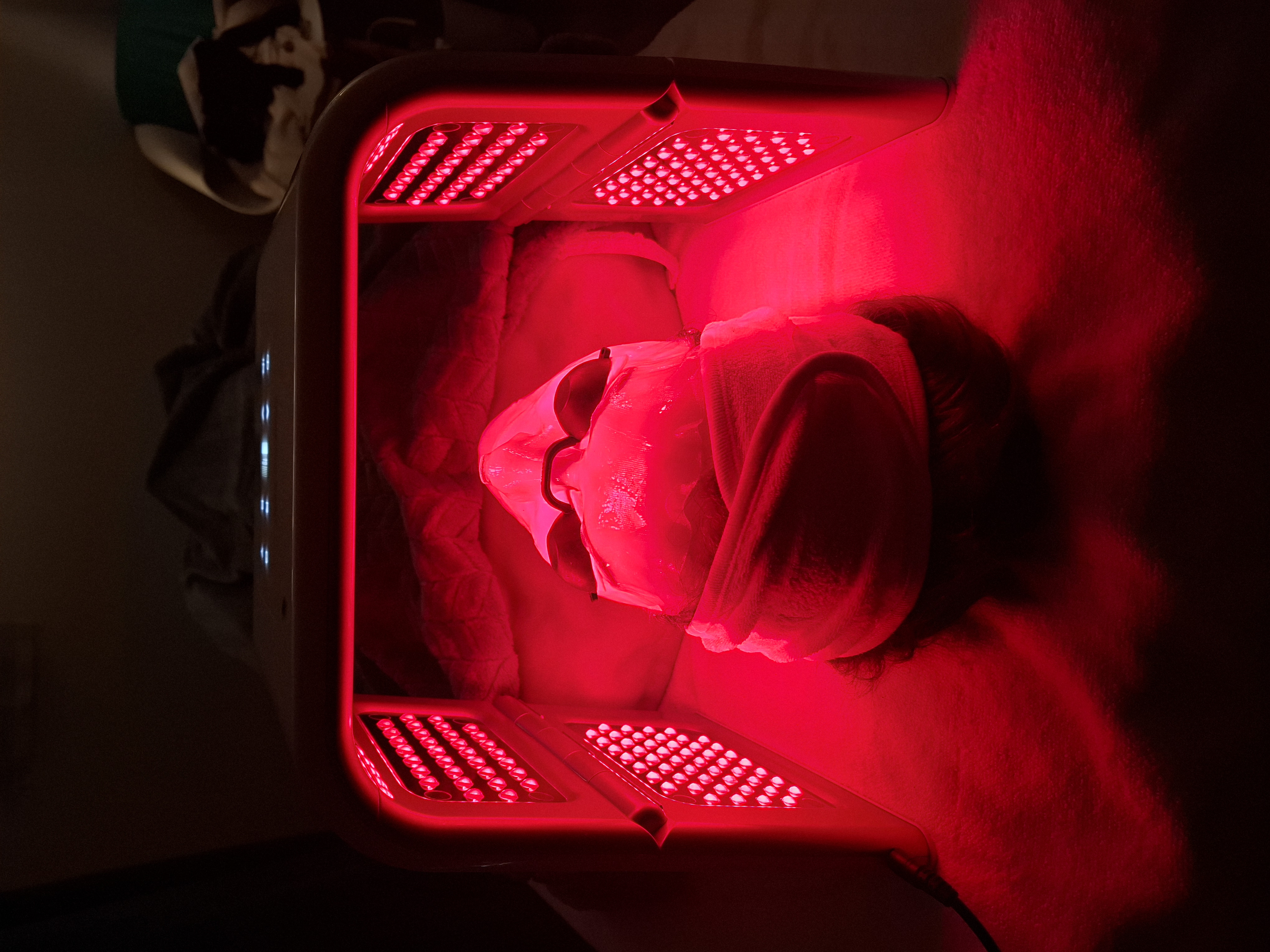 Soin Fondamental avec LED thérapie, institut Hélène Lacroix Belfort