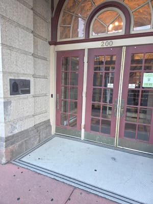 {{ custom_values.service_2 }} in {{custom_values.area_2})