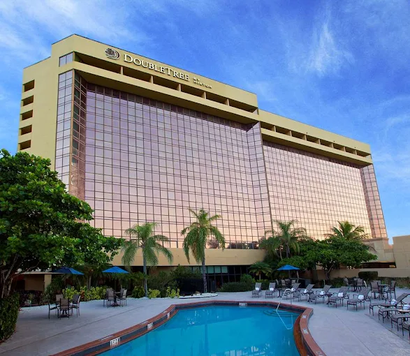 Hilton DoubleTree Miami – salón principal