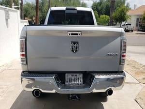 {{ custom_values.service_3 }} in {{custom_values.area_2})