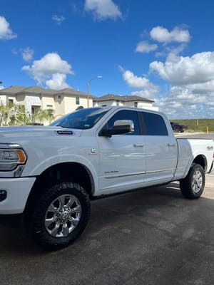 Fleet & 18 wheeler washing in 