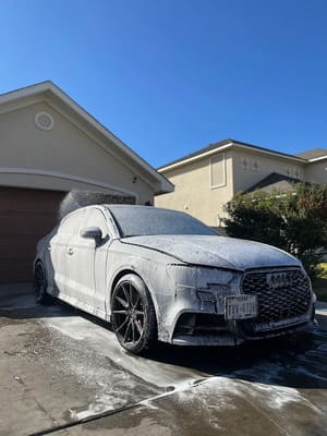 {{ custom_values.service_3 }} in {{custom_values.area_3})