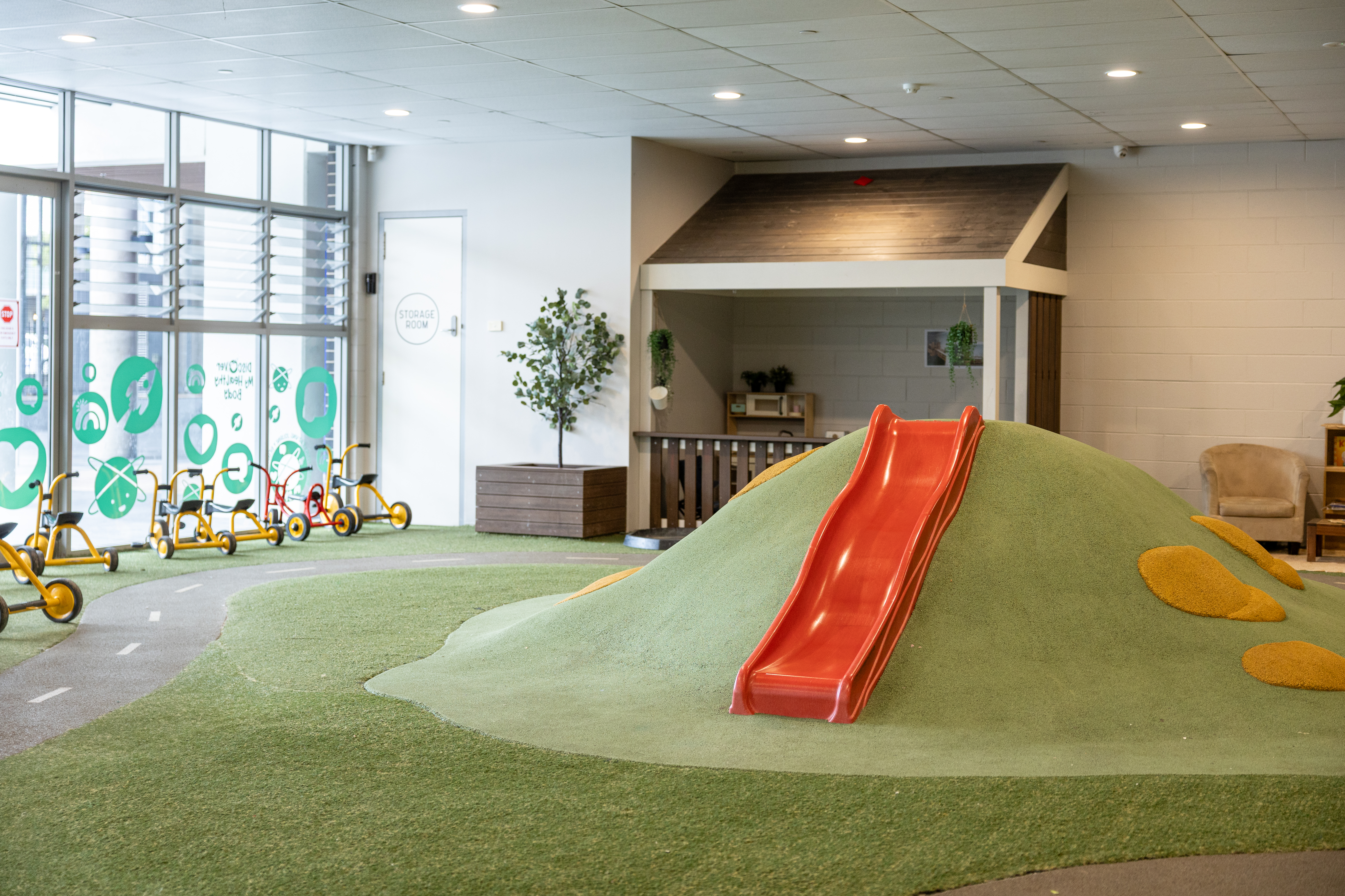 Children learning through play at Discover My World