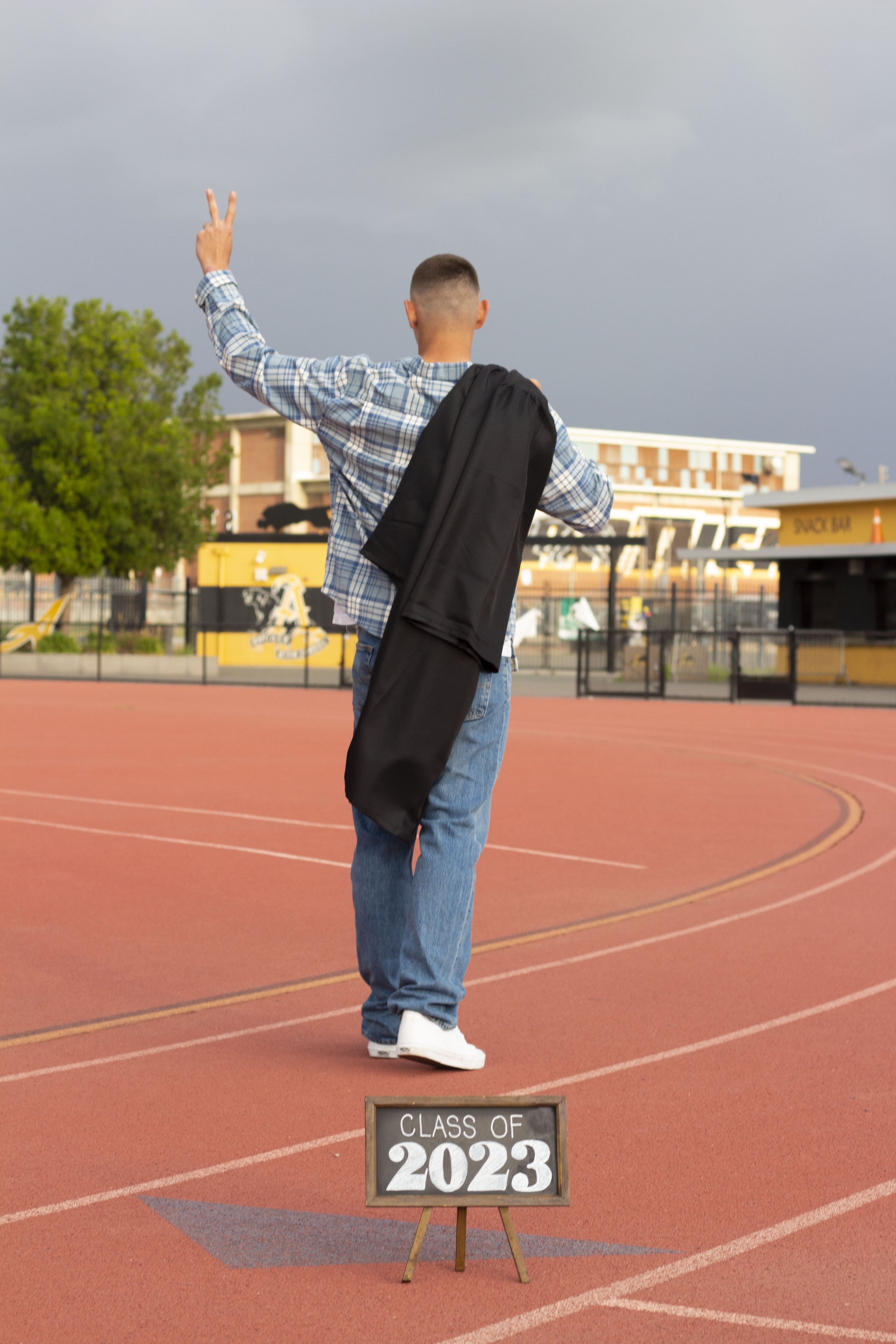 Graduation portrait by Brooke Lazzarini