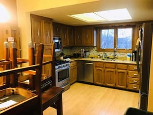 {{ custom_values.service_2 }} in {{custom_values.area_3})