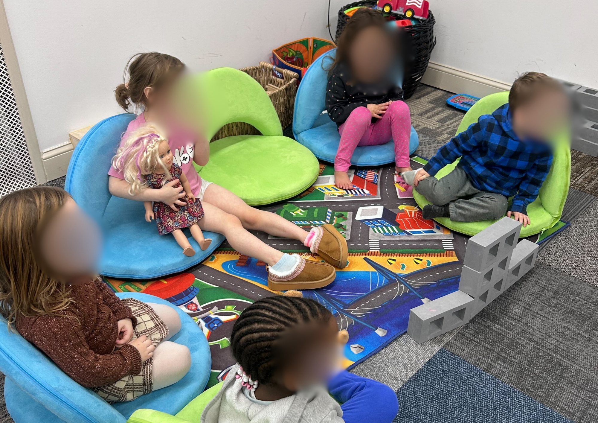 Kids circle. 
