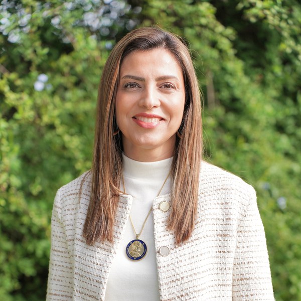 Dr Sara Nezafat Khah