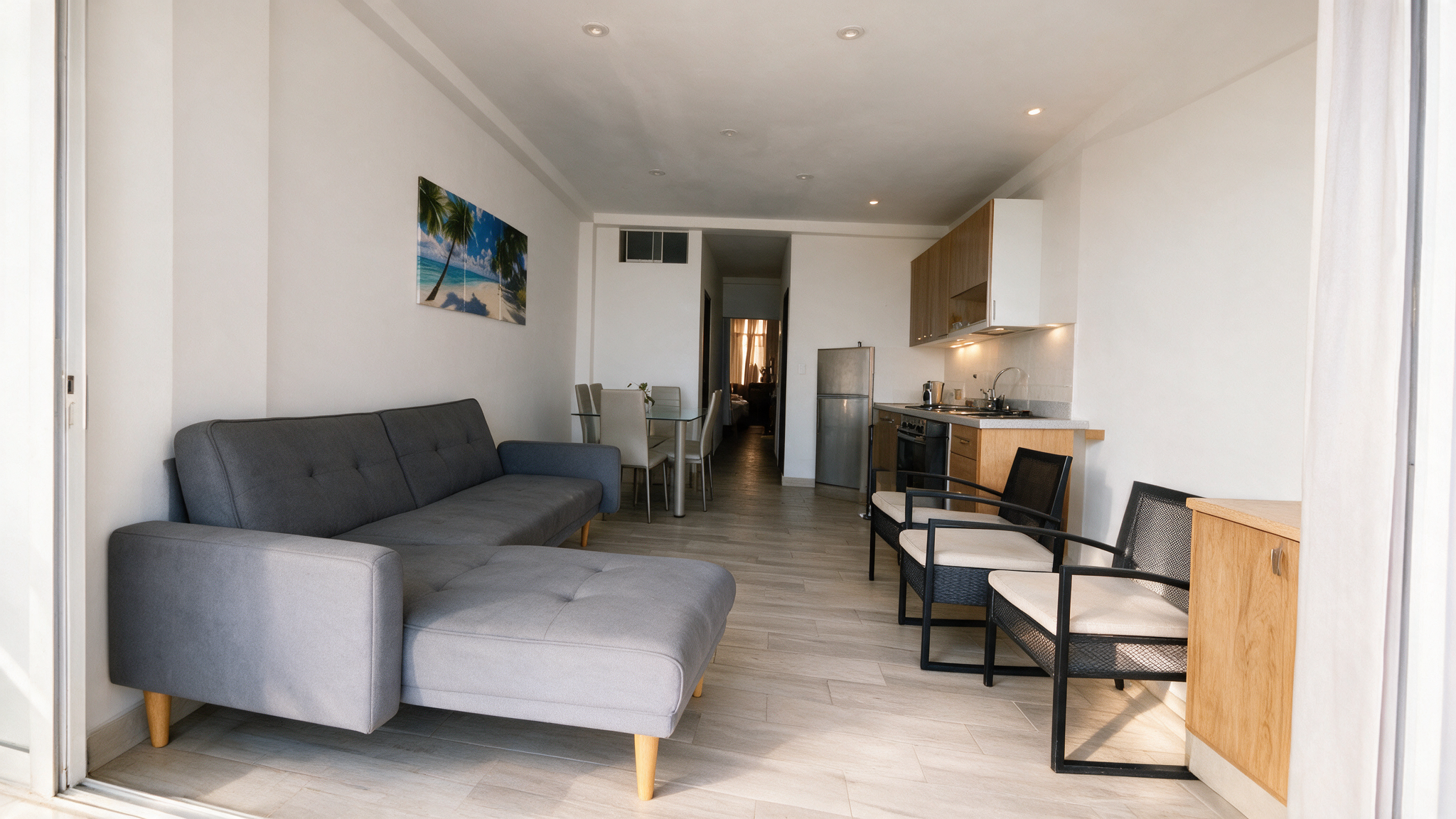 Otro ángulo de la sala del bungalow de arriba