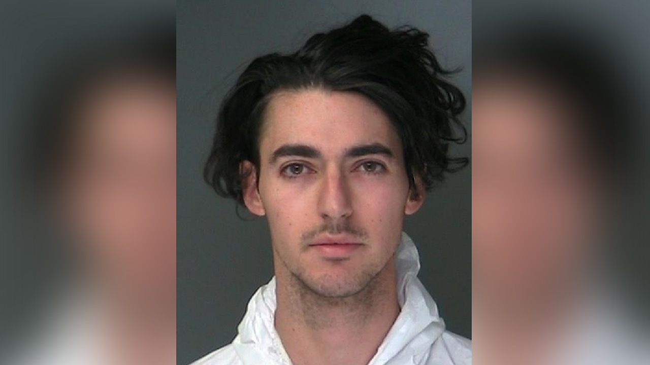 Long Island Man Charged in Stabbing Death of Mother
