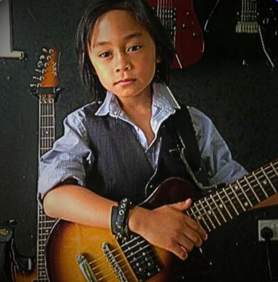 Beginner Guitar Lessons for Early Starters (5 to 6 years old)