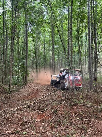 {{ custom_values.service_1 }} in {{custom_values.area_3})