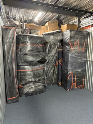 {{ custom_values.service_1 }} in {{custom_values.area_1})