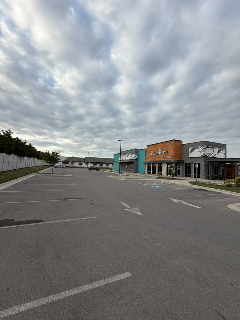 Commercial concrete paving, apron, and parking lot finish