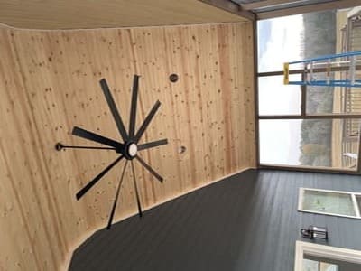 {{ custom_values.service_1 }} in {{custom_values.area_1})