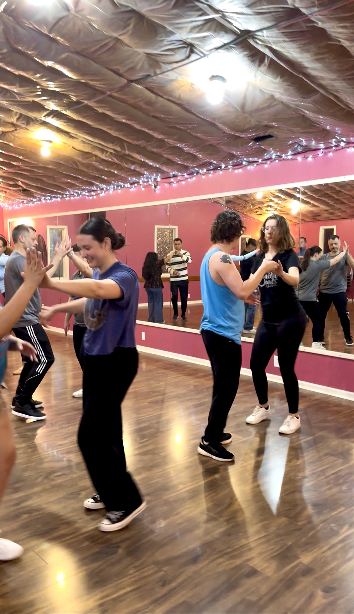 Salsa partnerwork class at Baila Beats Academy in Durham