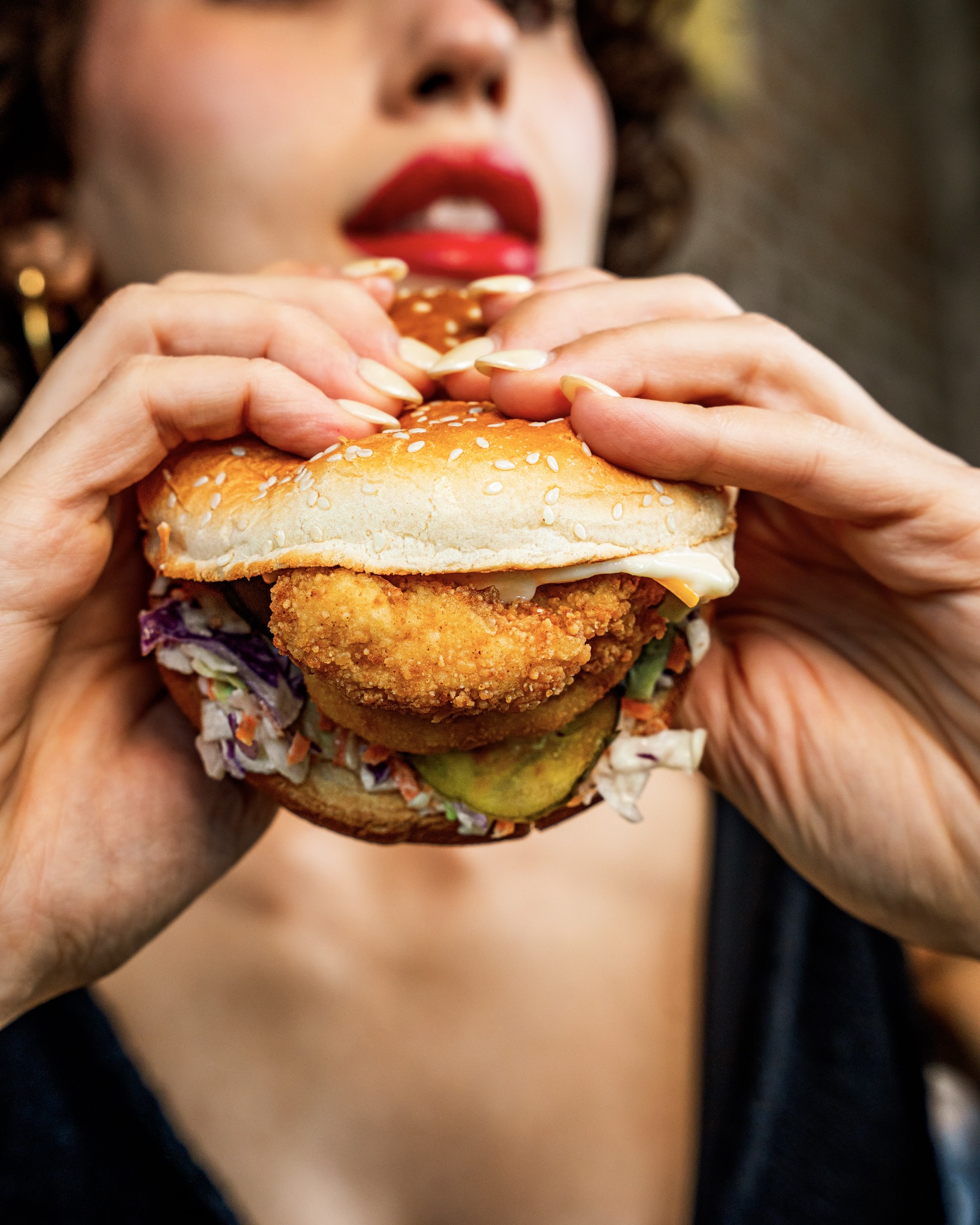 Chick in Tenders latsia