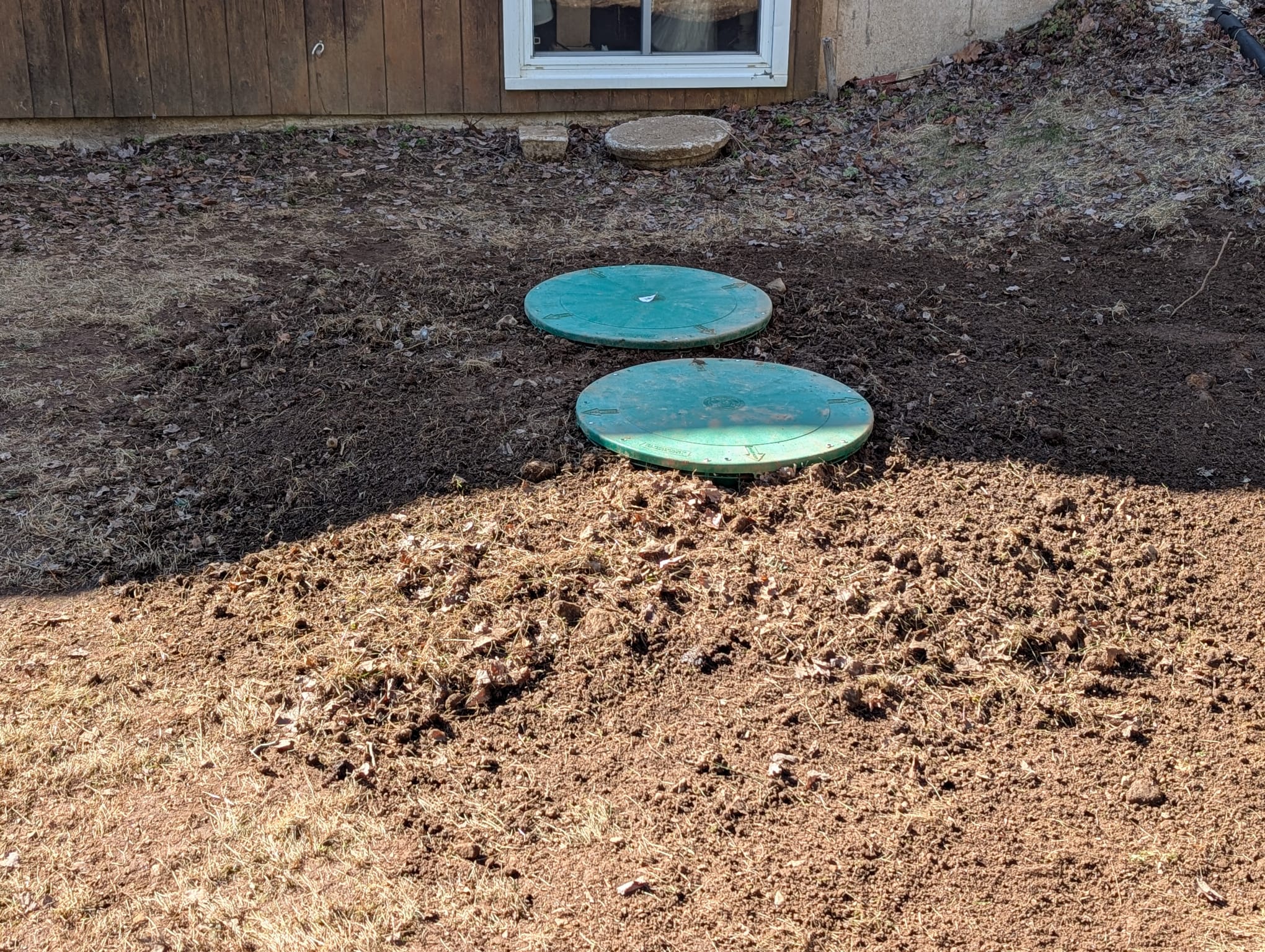 Drainage trench and French drain installation
