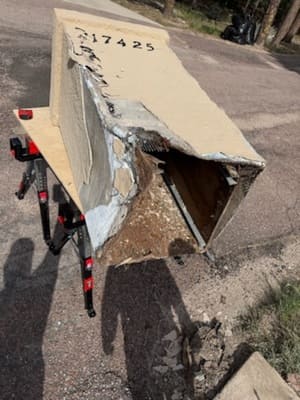 {{ custom_values.service_4 }} in {{custom_values.area_1})