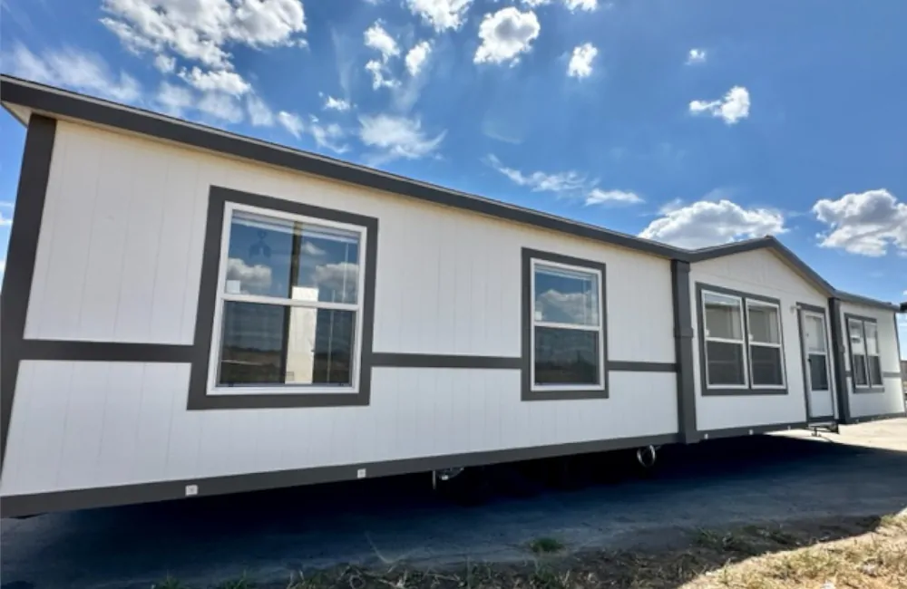 The Grove — 3 bed 2 bath manufactured home in Texas