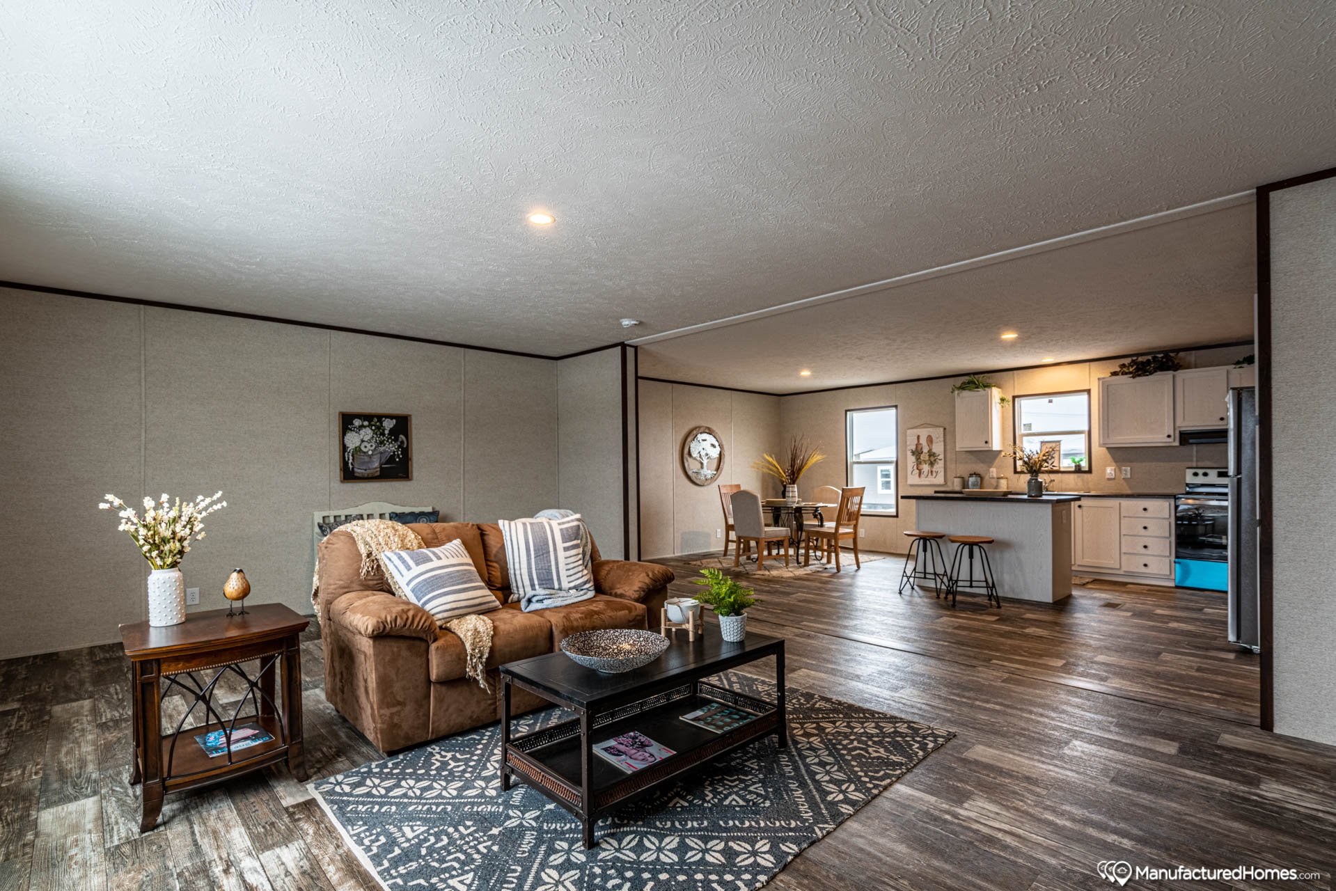 The Williamsburg — 4 bed 2 bath manufactured home in Texas