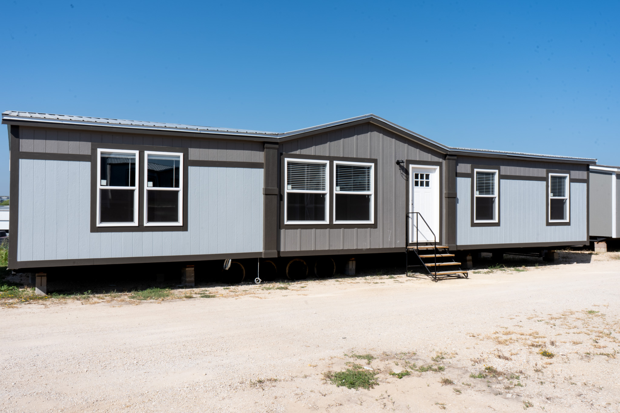 The Howard — 3 bed 2 bath manufactured home in Victoria
