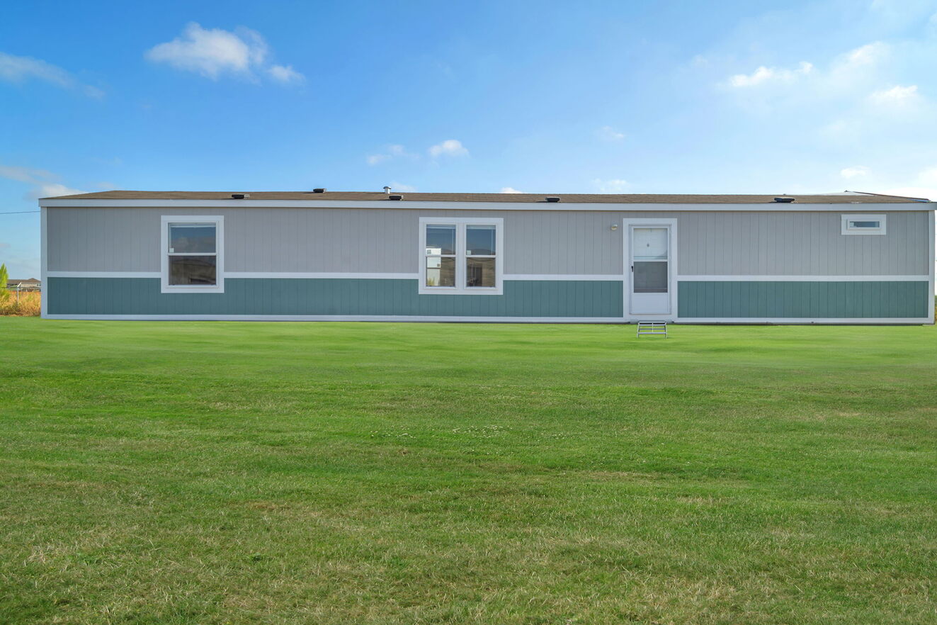 The Retreat — 2 bed 2 bath manufactured home in Texas