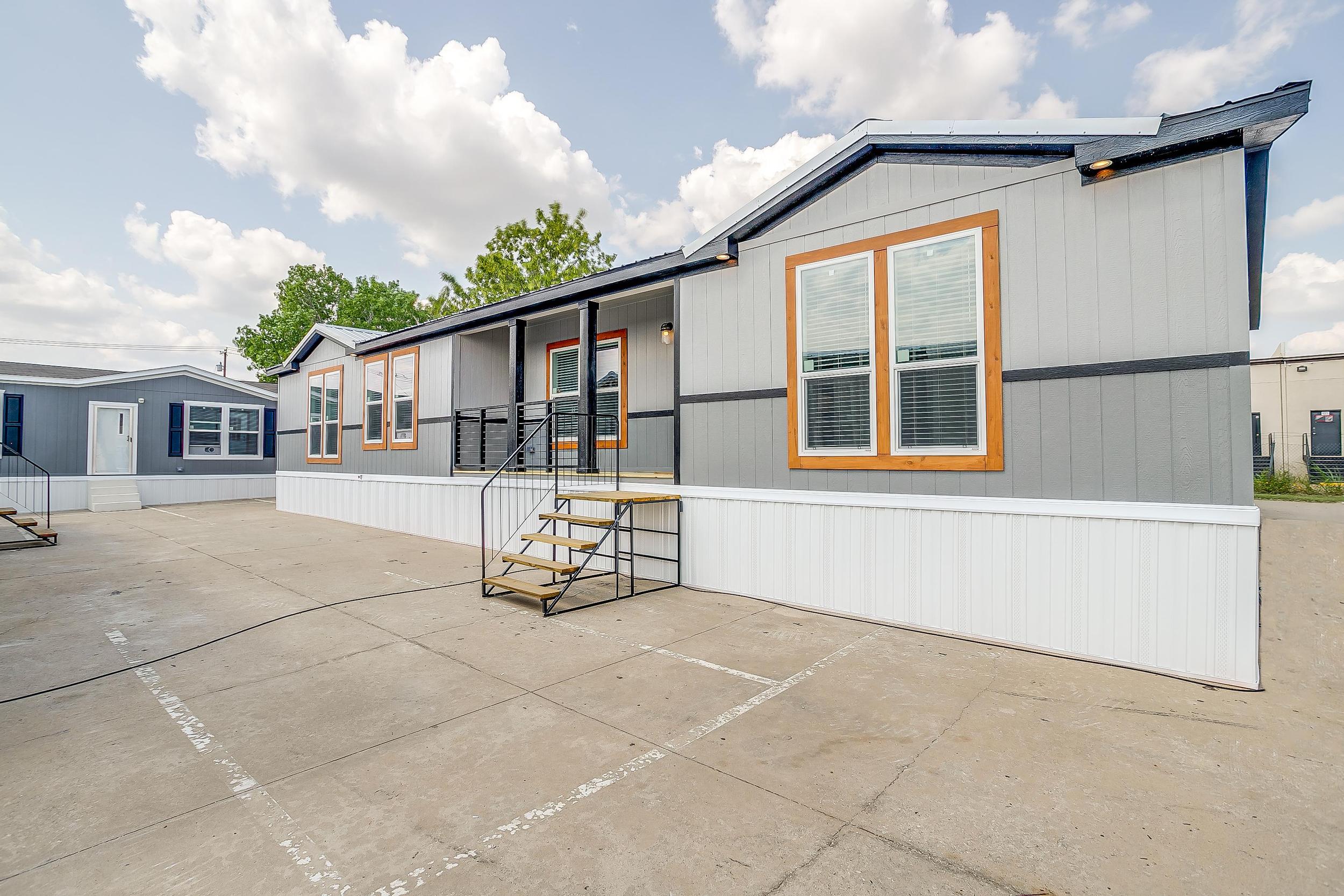 The Den — 3 bed 2 bath manufactured home in Texas