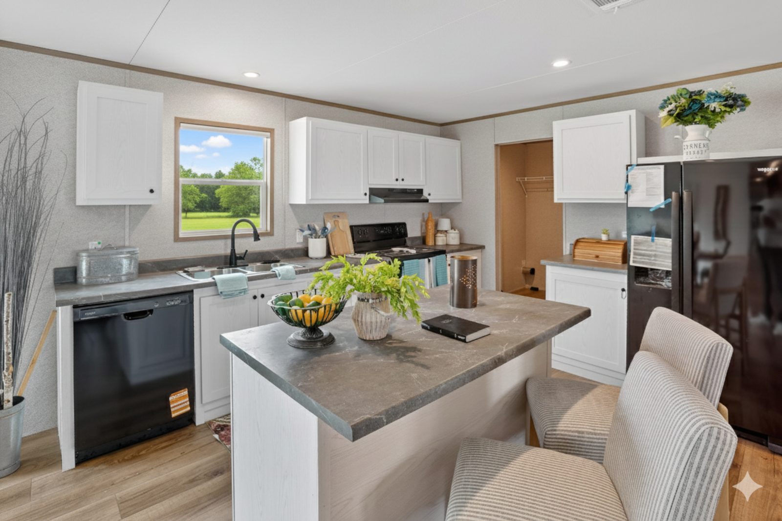 The Henderson Double Wide gallery photo 9