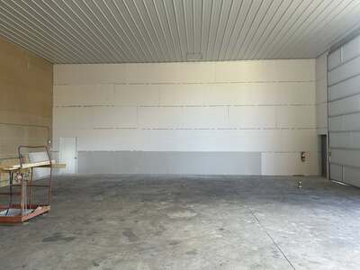 {{ custom_values.service_3 }} in {{custom_values.area_3})