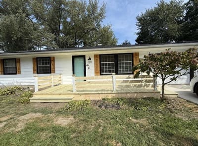 {{ custom_values.service_3 }} in {{custom_values.area_3})