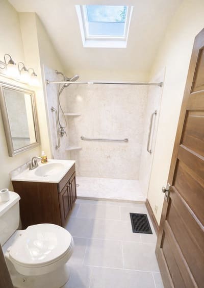 {{ custom_values.service_3 }} in {{custom_values.area_3})