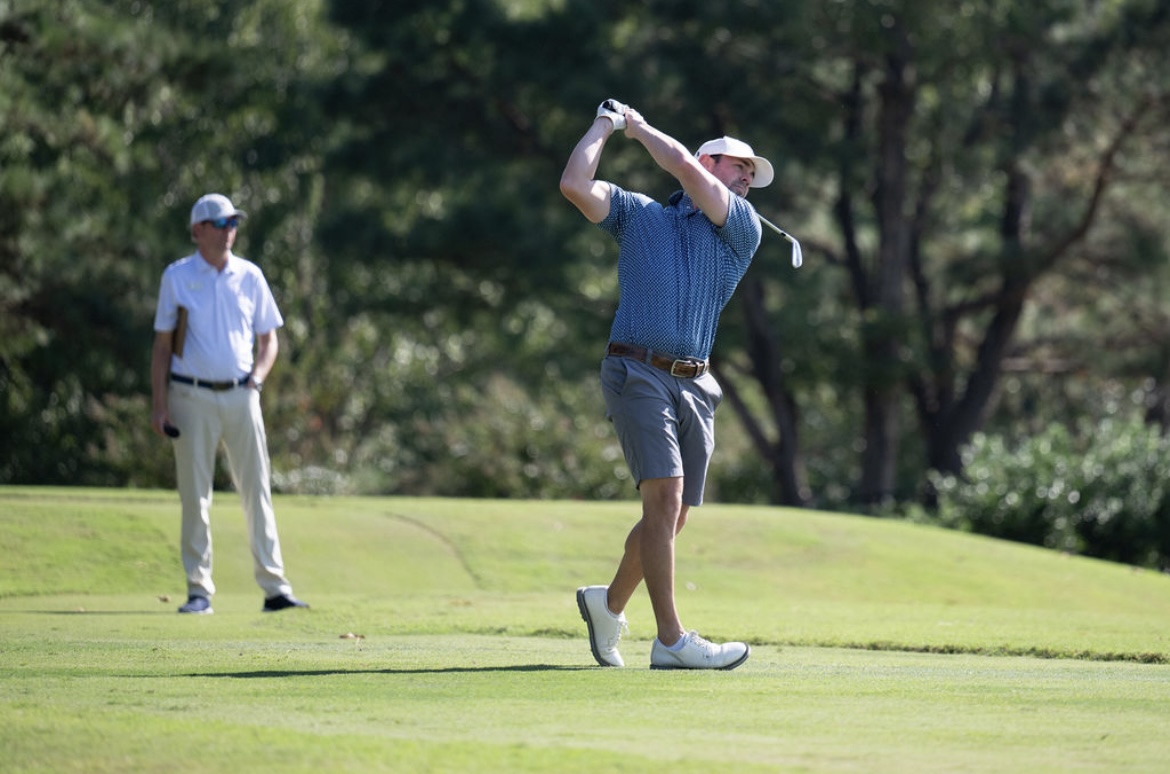 Bryce Edmister playing professional golf