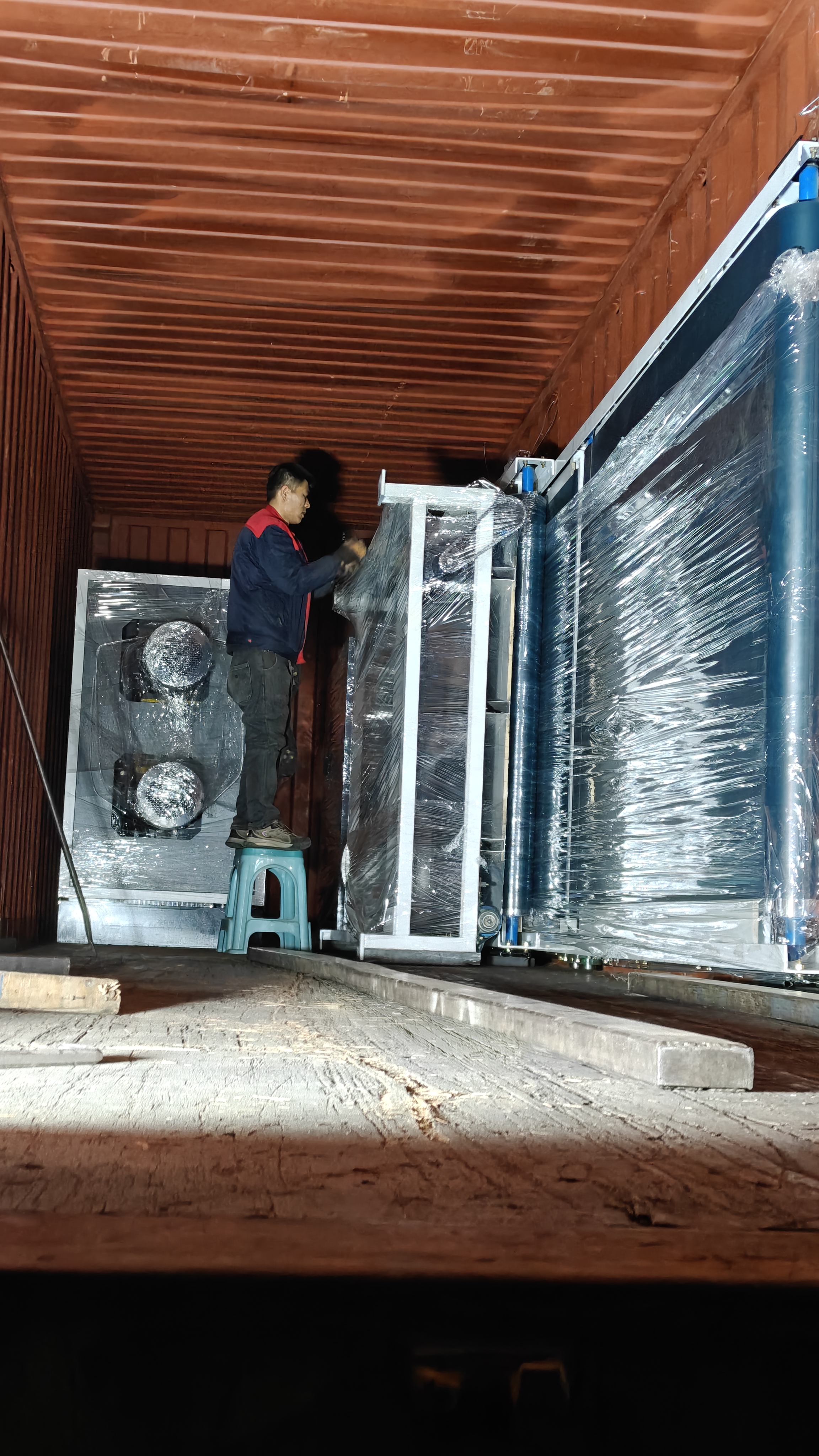 Shipment view 25