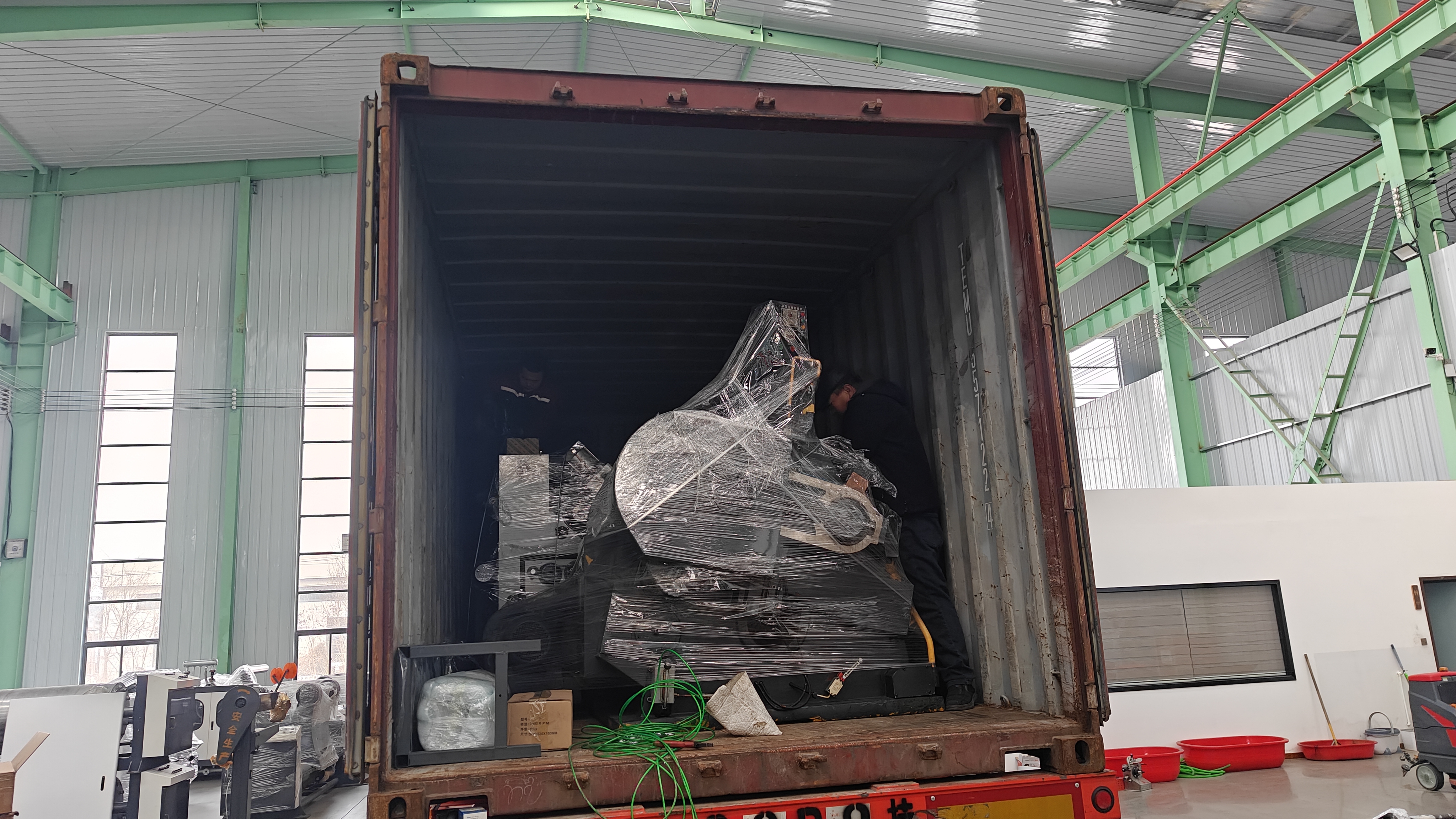 Shipment view 23