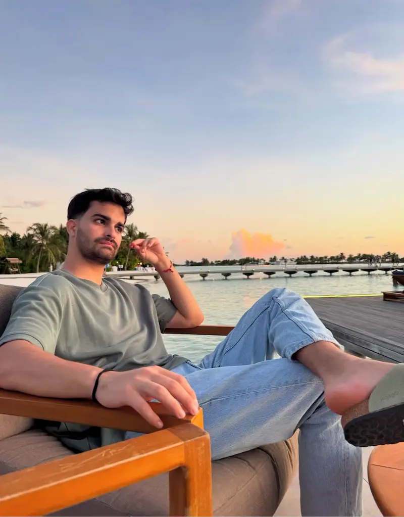 José