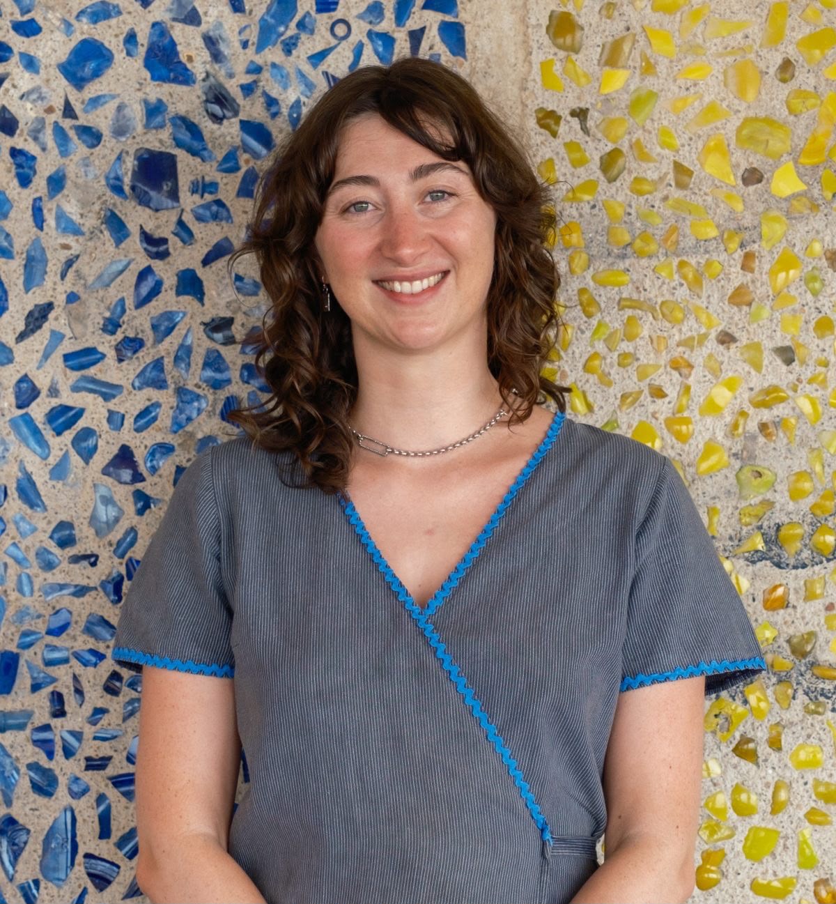 Nina - Integrative Arts Psychotherapist (Trainee)