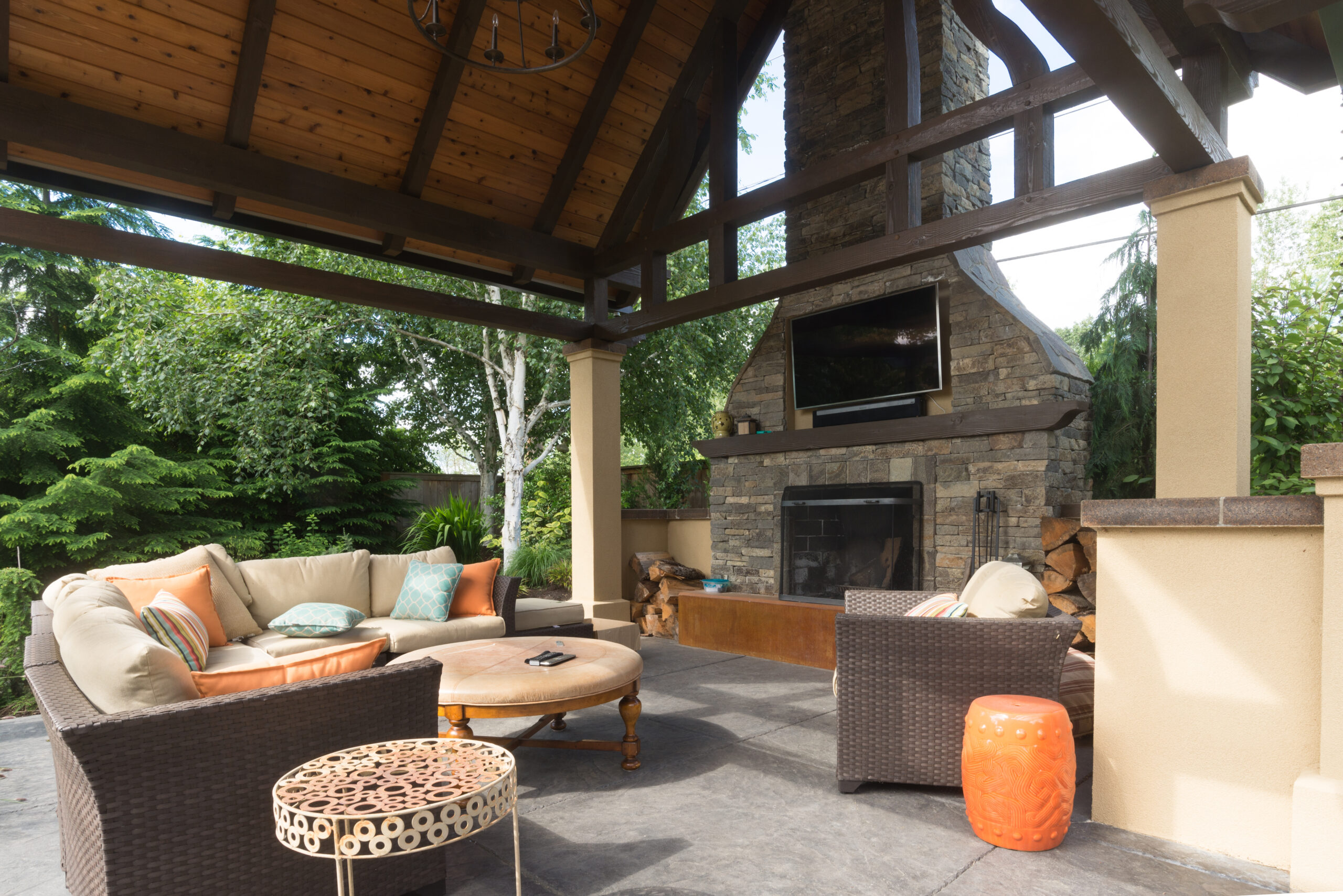 Outdoor Entertainment