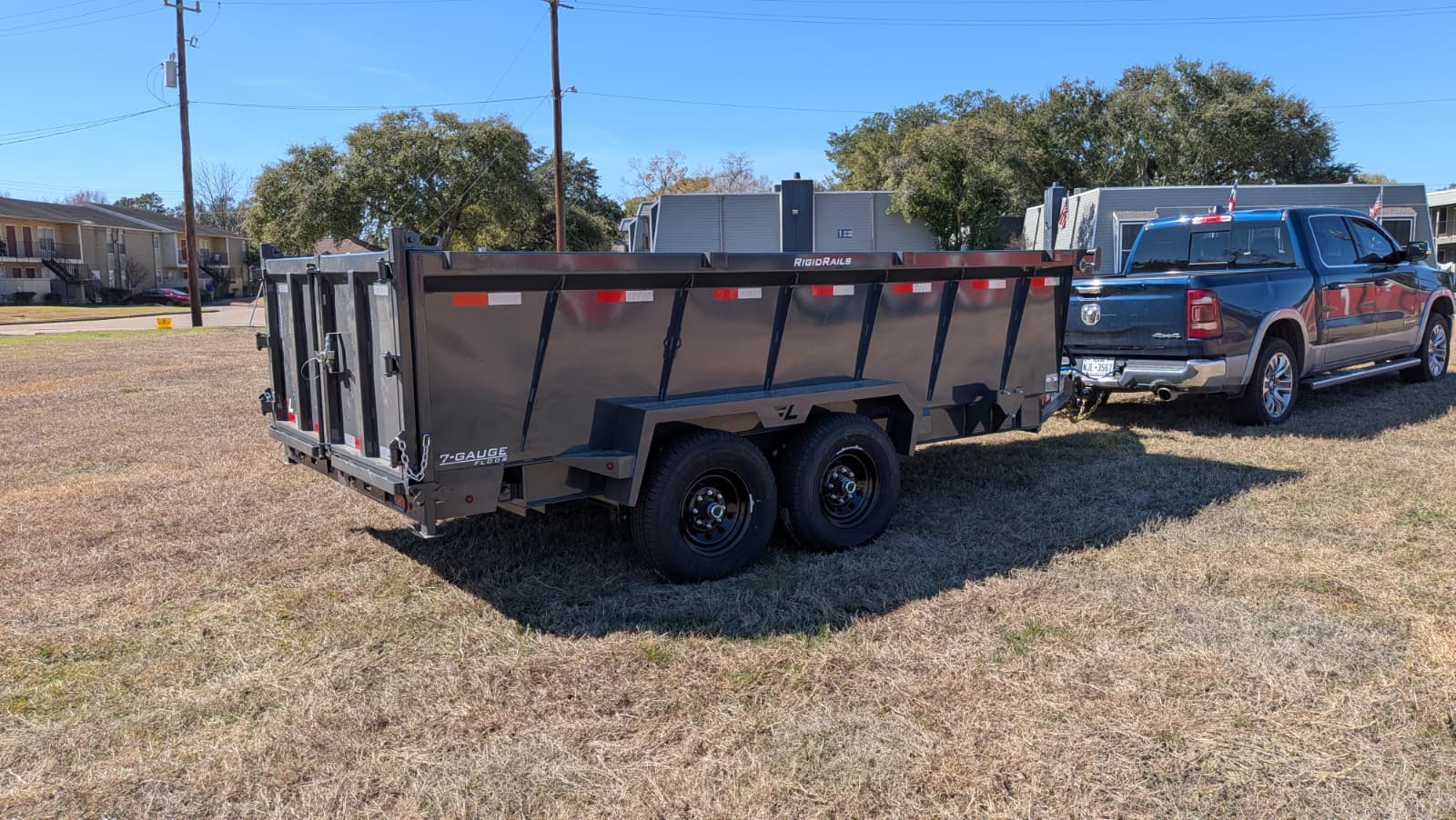 Dump trailer rental in Houston, TX