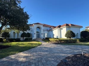 {{ custom_values.service_3 }} in {{custom_values.area_3})