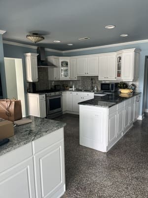 {{ custom_values.service_1 }} in {{custom_values.area_3})